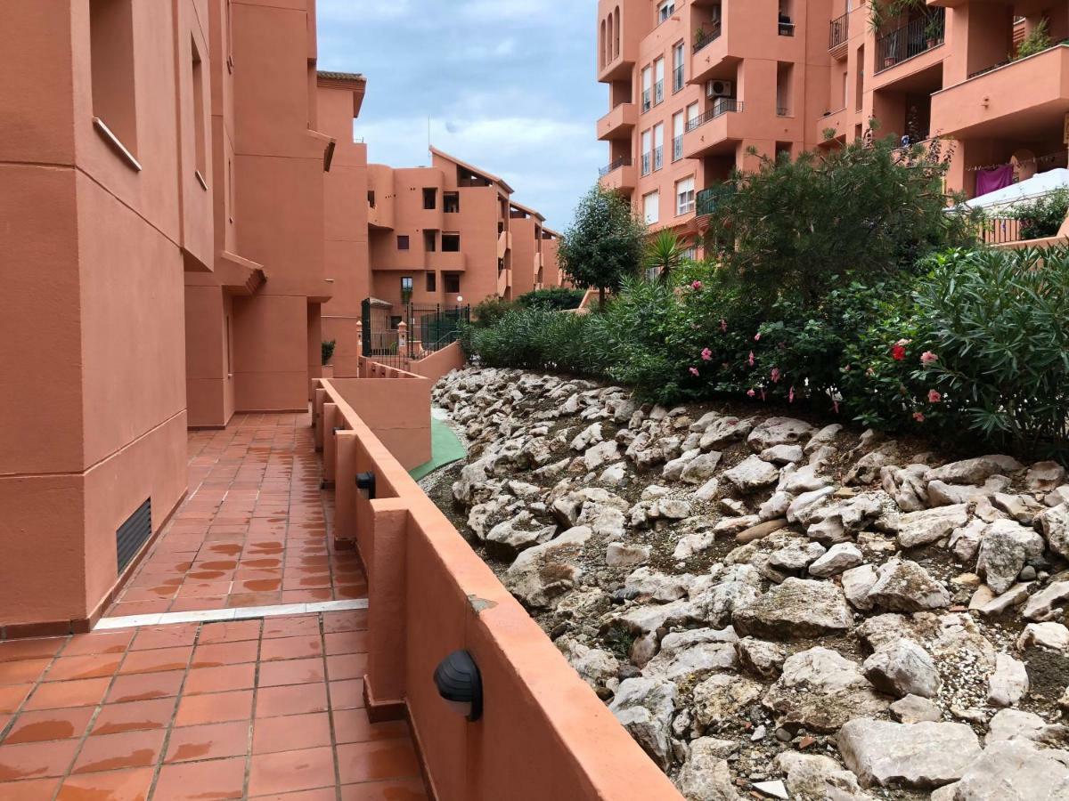 Los Hidalgos Golf Manilva Bagian luar foto